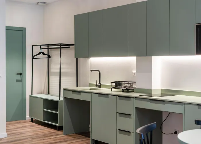 Hotel Vlc Host - Reina 168