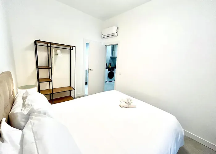 Apartment Convenient, Charming 15 Mins From Center Valencia