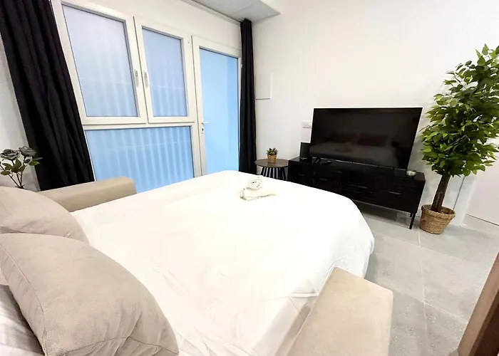 Convenient, Charming 15 Mins From Center * Valencia