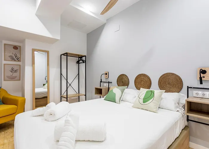 Marie Curie Flats, Lovely Duplex 3 شقة *