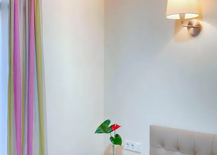 Antigua Morellana Pensionat *