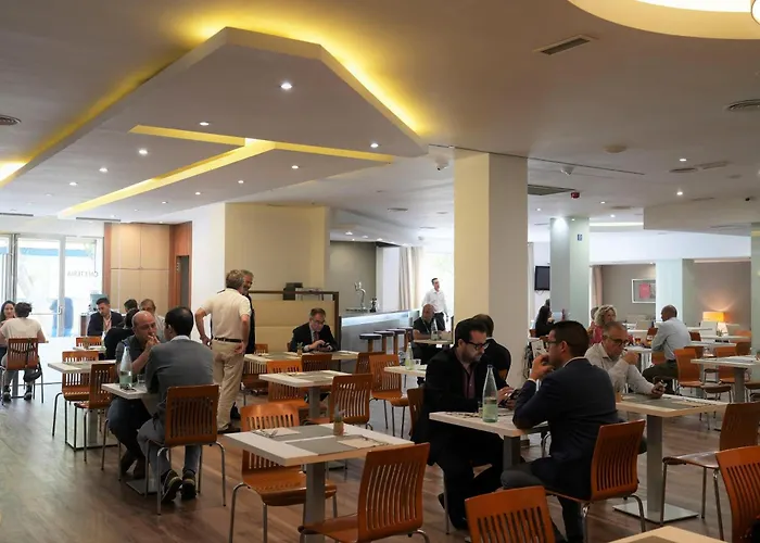 Port Feria ホテル