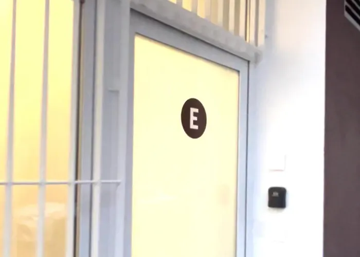 Comfort Near Metro, 2 Bed, 1 Bath