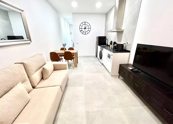 Comfort Near Metro, 2 Bed, 1 Bath 발렌시아