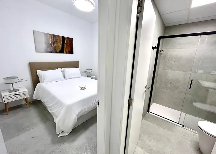 Comfort Near Metro, 2 Bed, 1 Bath 발렌시아