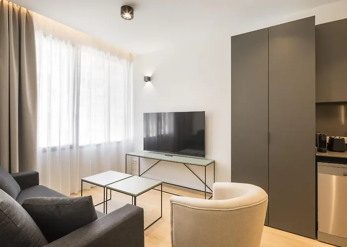 Aparthotel Mon Jardin De Ayora 4*