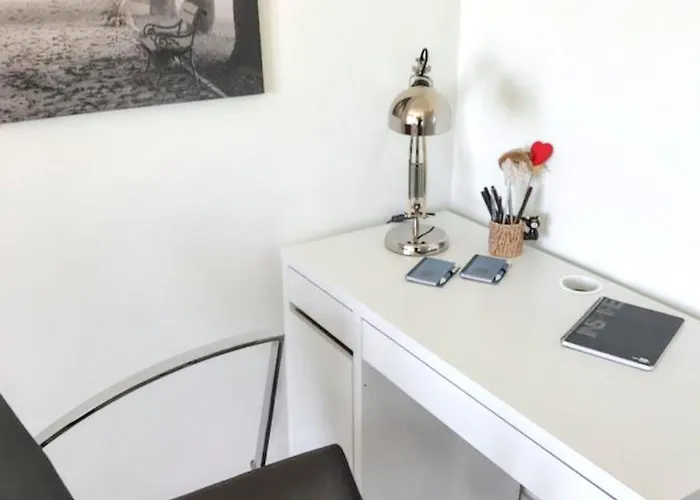 Spacious In With Sea View - 160 Sqm Appartement *