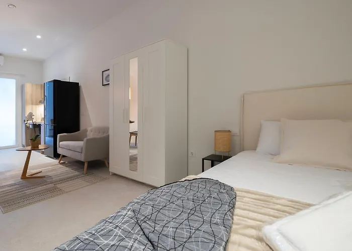 Pm - Loft Espaciosos Estudios Con Terraza Cerca A Artes Y Ciencias