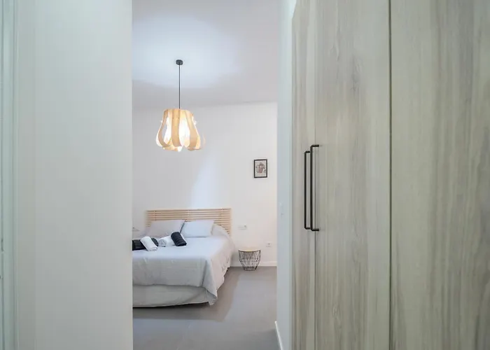 Apartment Esc - Loft Comodos Y Espaciosos Estudios Cercanos A Estacion Joaquin Sorolla