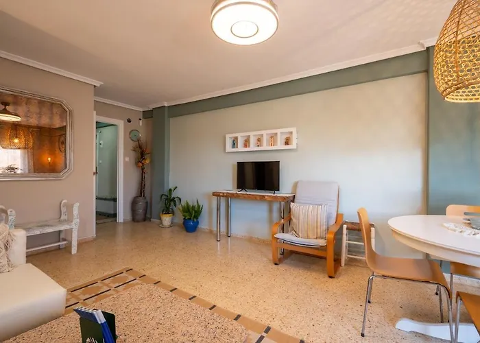 Piso Luminoso Y Conectado, A 5 Min De La Ciudad De Artes * Valencia