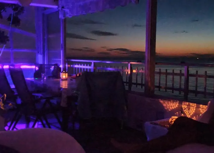 Rum i privatbostad Blue Double Private At Front - En La Playa Piso Compartido Valencia