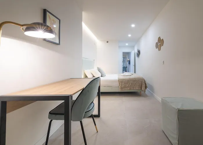 Ag7 Loft Espaciosos Estudios Con Terraza Cercanos Al Metro Zona Ayora Βαλένθια