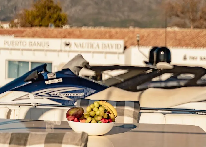 Hotel en barco Yacht Our Alissa Valencia