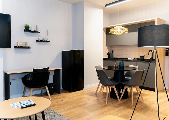 Dorm4you Arena 2 Aparthotel 4*