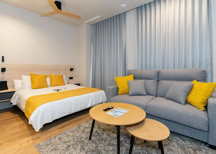 Dorm4you Arena 2 4* 발렌시아