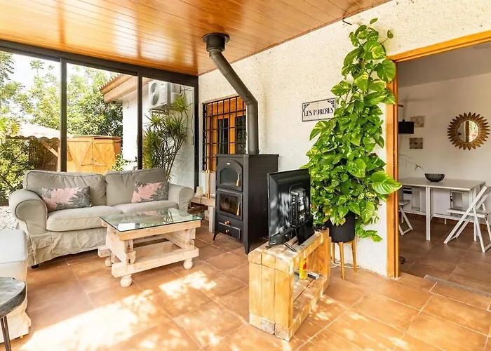 Les Moreres A Space For Tranquility *