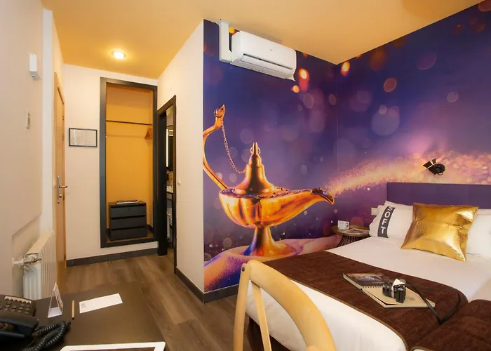 Casual Del Cine Hotel Valence