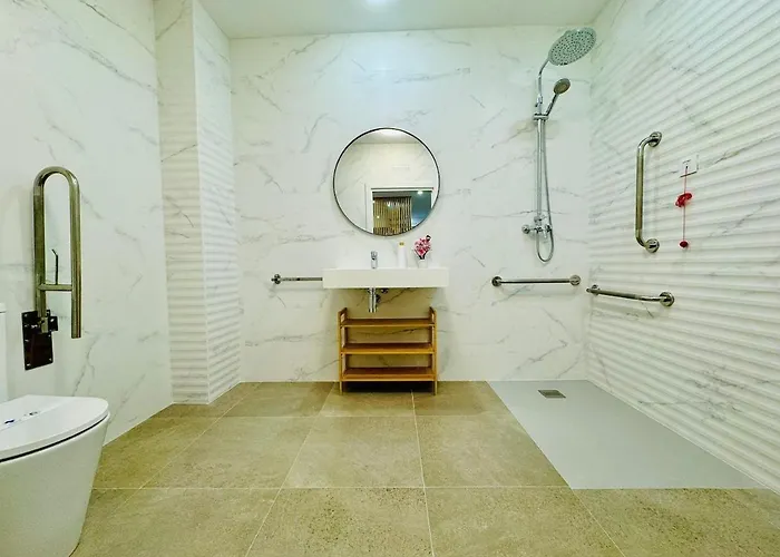 Loft 1 - Space & Conform Close To Center *