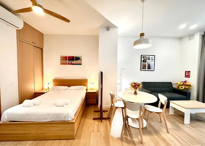 Valentia Modern And Comfortable Beachside Style Διαμέρισμα