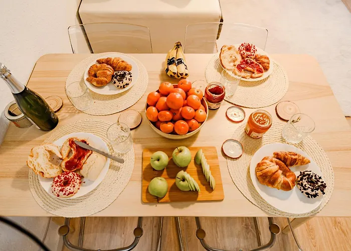 Cabanal House - 10 Min To Ocean , Fastwifi , Smarttv, Ac Apartment Valencia