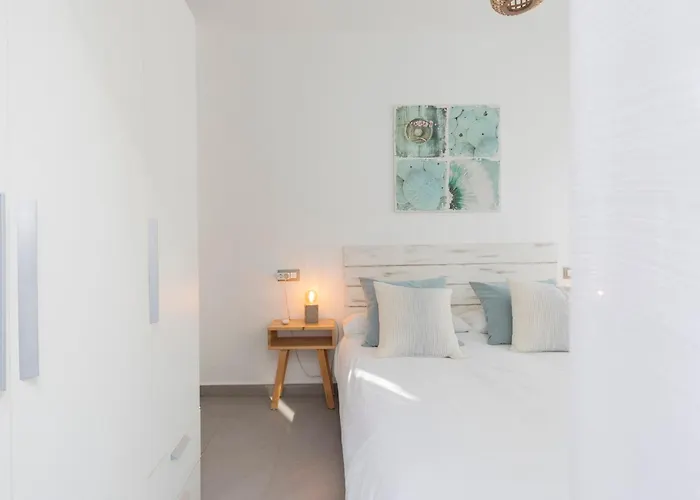 Cabanyal House بيت للعطل *