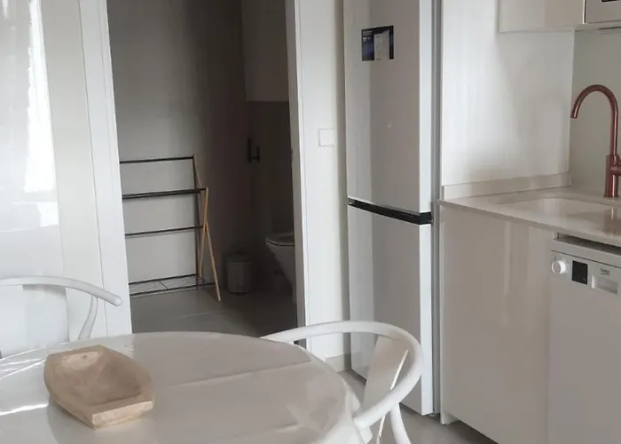 Mandarina - Unique In فالنسيا