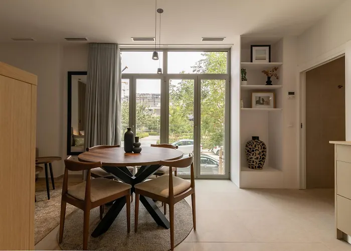 Dorm4you Arena Aparthotel Valencia