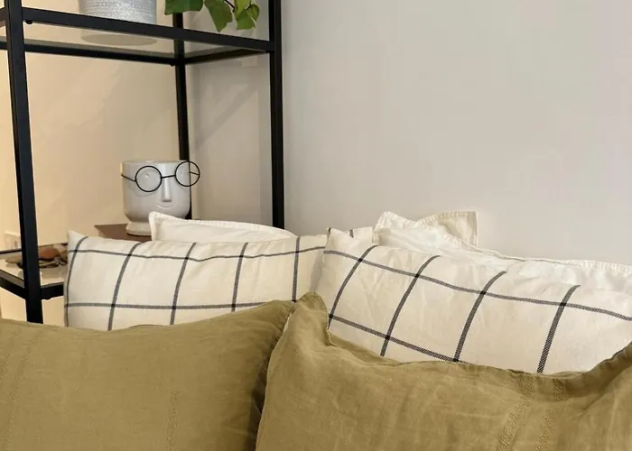 Loft In Valencia, Equipped And Very Well Decorated * فالنسيا