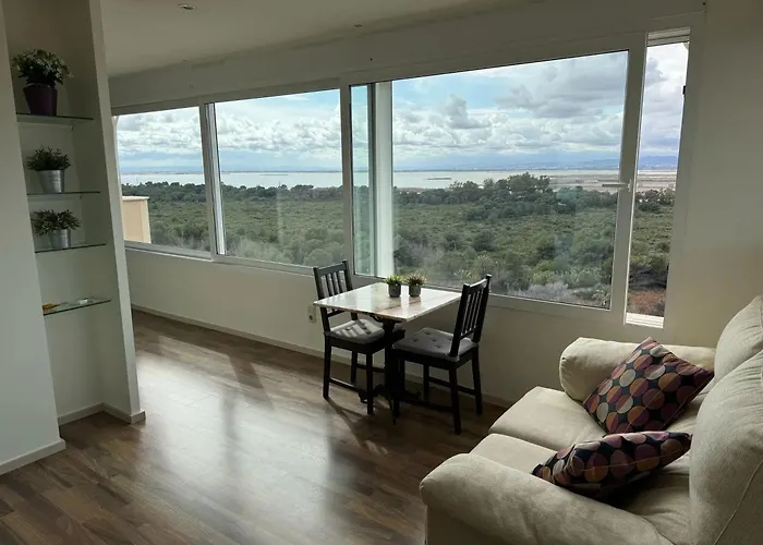 Appartement Spacious In With Sea View - 160 Sqm