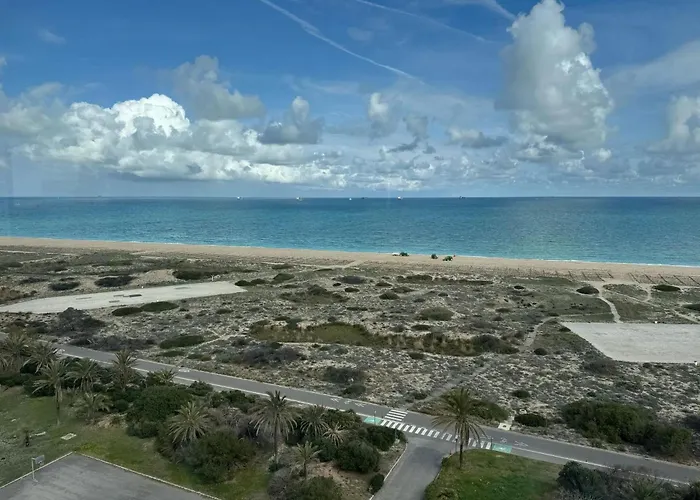 Spacious In With Sea View - 160 Sqm Appartement *