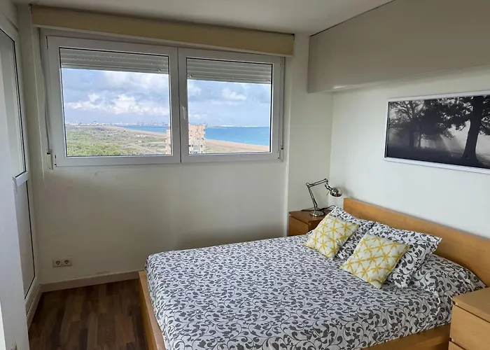 Appartement Spacious In With Sea View - 160 Sqm Valencia