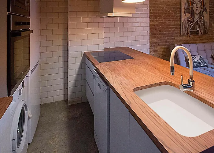 Cozy Loft Style In El Cabanyal فالنسيا