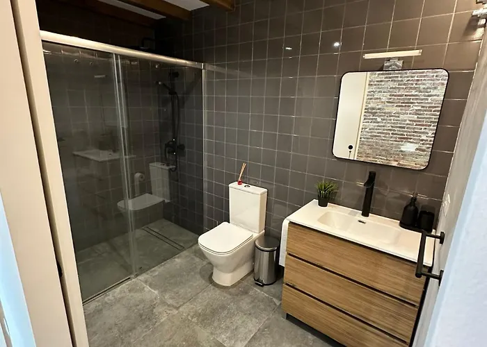 Bear Homes - Olimpia فالنسيا