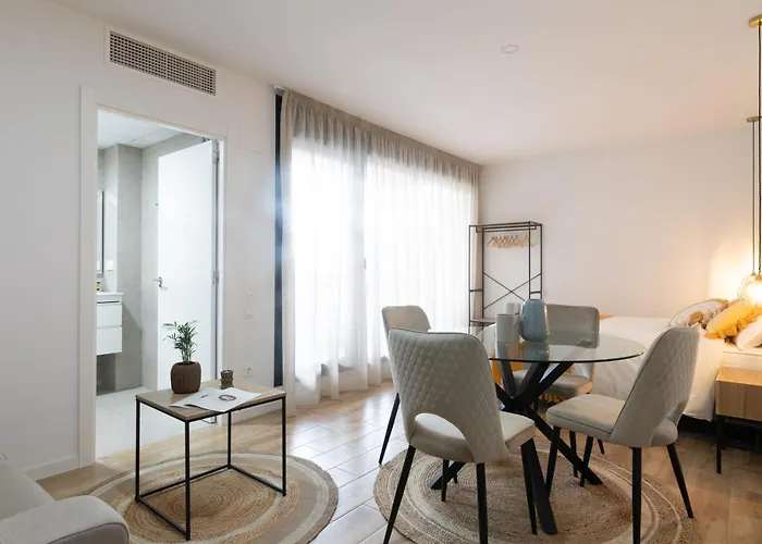 Aparthotel Dorm4you Arena Valencia