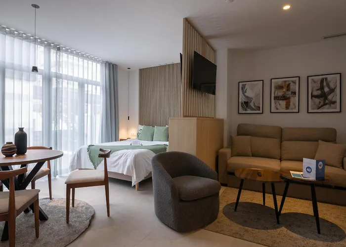 Dorm4you Arena Aparthotel Valencia