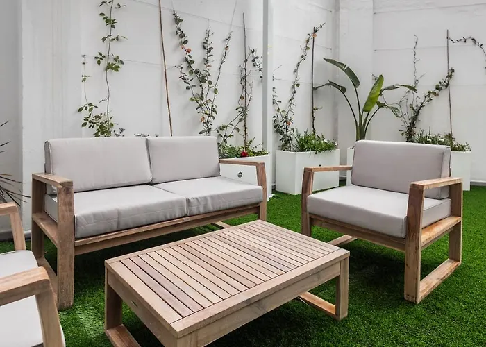 Lola By Concept Flats Aparthotel 4*