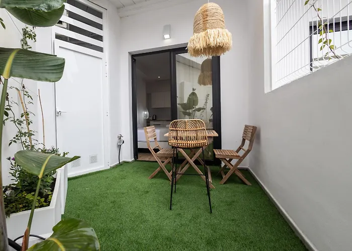 Lola By Concept Flats