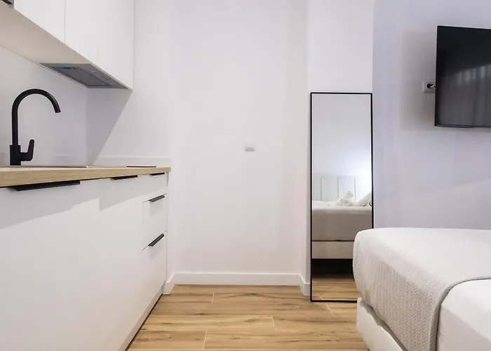 Lola By Concept Flats Aparthotel