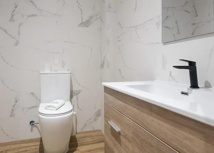 Aparthotel Lola By Concept Flats Valenza