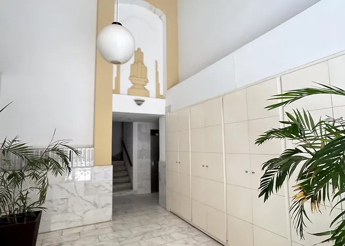 Nest Silence Валенсия