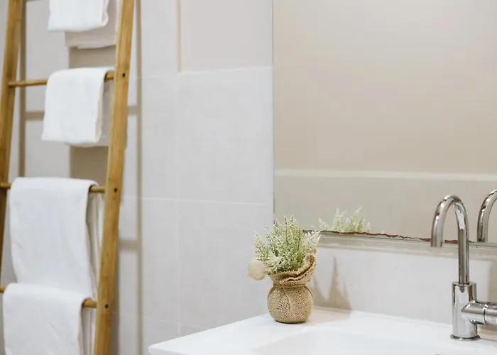 Πανσιόν Ottoh Charm 4*