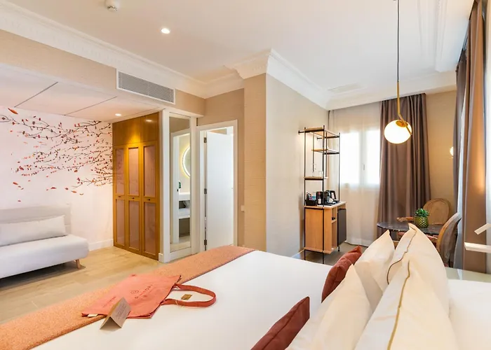 Melia Plaza Szálloda 4*