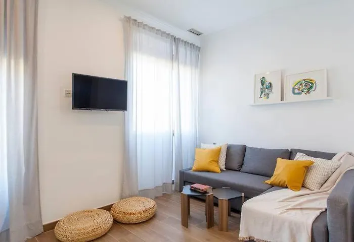 New 4 Pax Front Station Wifi Lejlighed *