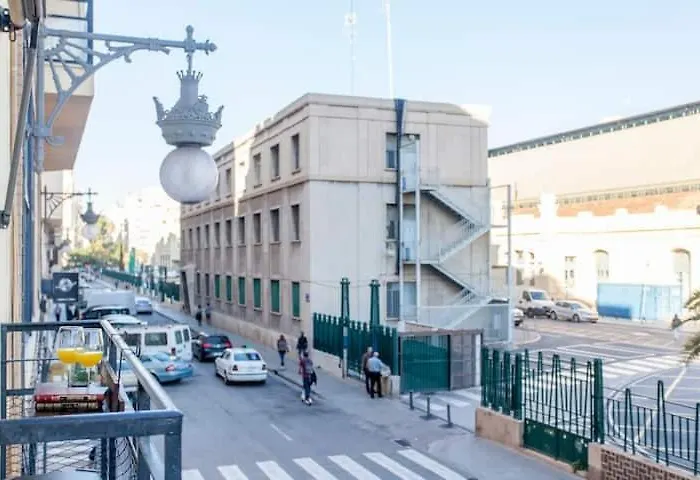 Lejlighed New 4 Pax Front Station Wifi *