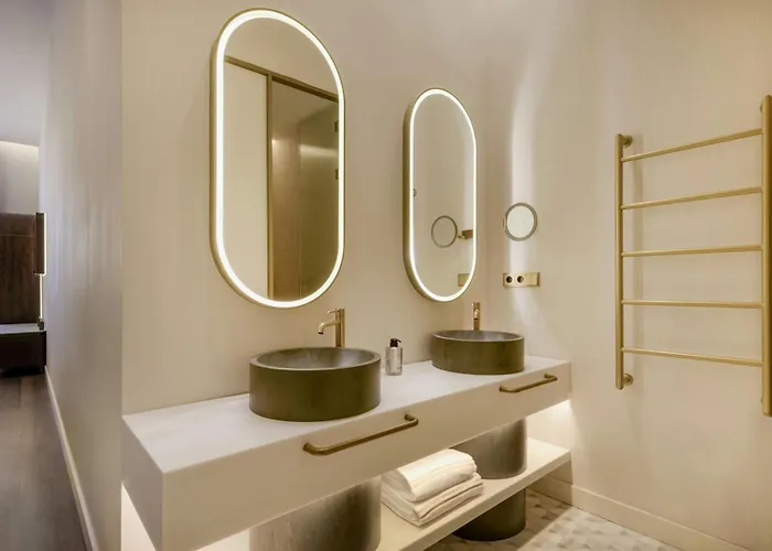 Grand Centenari, Valencia, Autograph Collection 5*