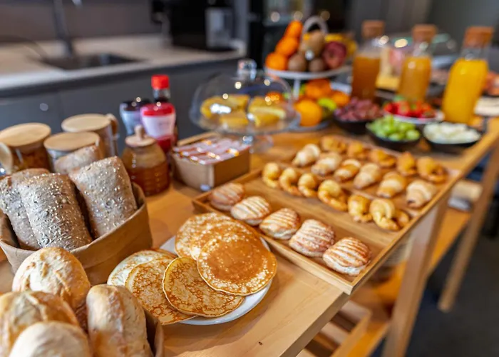 Nest Style Hotel Valence