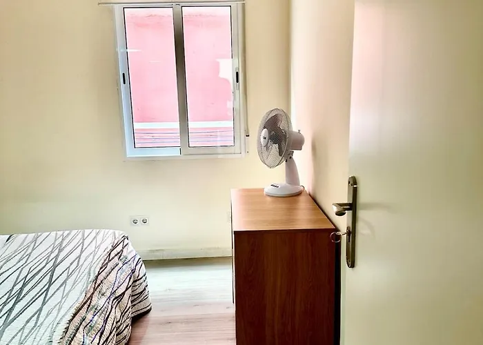 A 20 Minutos De La Playa Y 10 Minutos Del Puerto De * Valencia