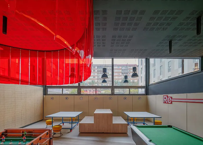 Residencia Universitaria Resa Damia Bonet Апартаменты