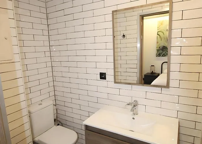 Increible Con Terraza Al Lado De Torres De Quart * 발렌시아