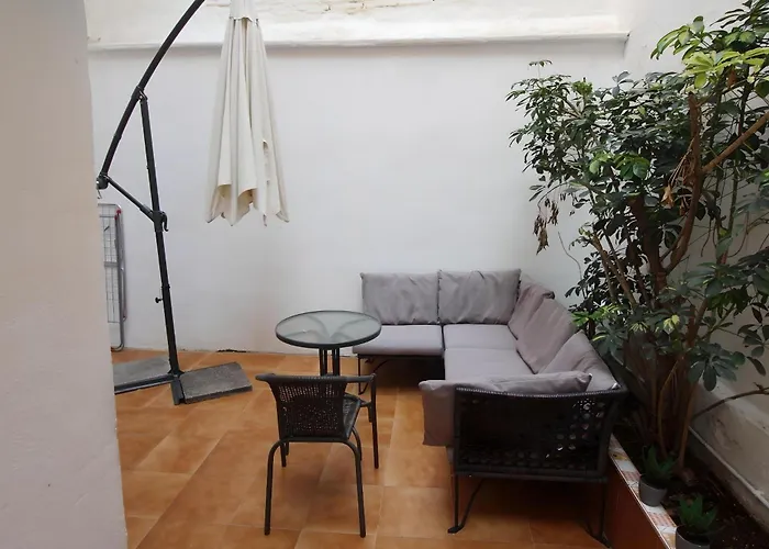 Increible Con Terraza Al Lado De Torres De Quart 아파트